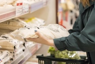 食卓を支えるお米、少しでも安く購入する方法は？