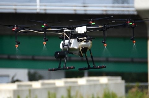 DJI、自動航行機能を搭載した農薬散布ドローンの次世代モデル「DJI AGRAS MG-1P RTK」を展示