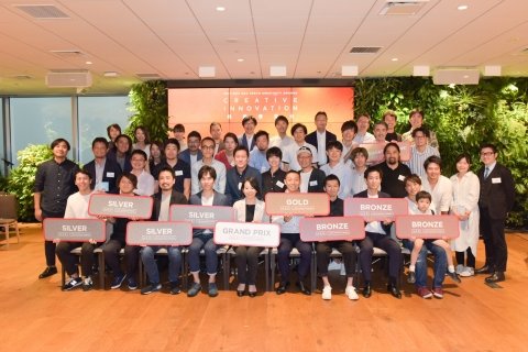 バス停経由で新鮮野菜を共同配送する「やさいバス」が総務大臣賞／ACCグランプリを受賞