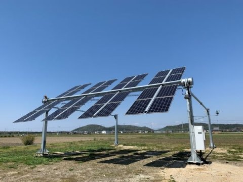 日本初の営農型太陽光発電架台「ノータス架台」の実証実験プラントが完成