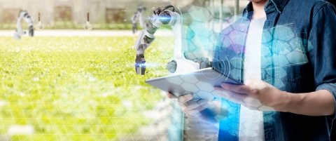 農林水産省が推進する「農業DX構想」は日本の農業をどう変えるのか