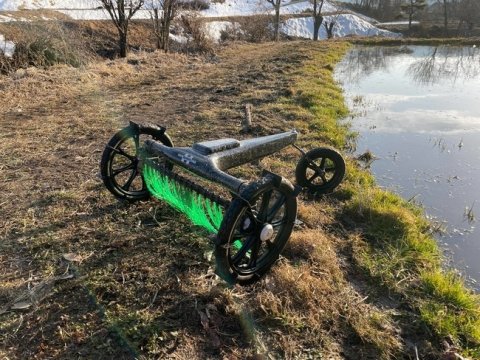 農薬を使わない水田専用除草ロボット「ミズニゴール」、実証実験への参加者を募集中