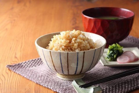 意外とめんどうな「玄米」の炊飯をラクにする方法【玄米の失敗あるある】