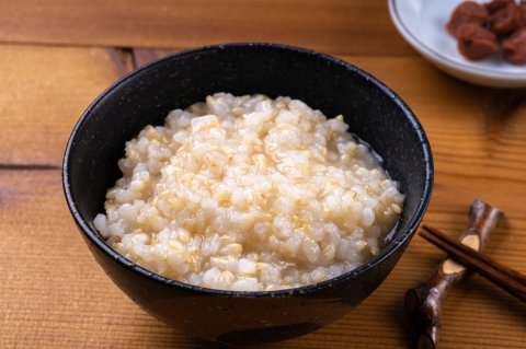暑い日でも食べやすい「玄米がゆ」の簡単な作り方【ごはんソムリエの玄米レシピ】
