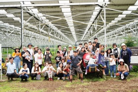 営農型太陽光発電設備での野菜収穫やドローン操縦体験イベントが千葉県で開催