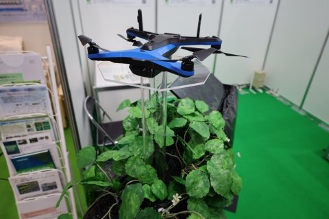ドローンの下降気流（ダウンウォッシュ）を活用した「いちごの生育観測手法」とは