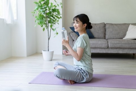 筋トレはごはん前? 後? ダイエット目的ならいつが正解?